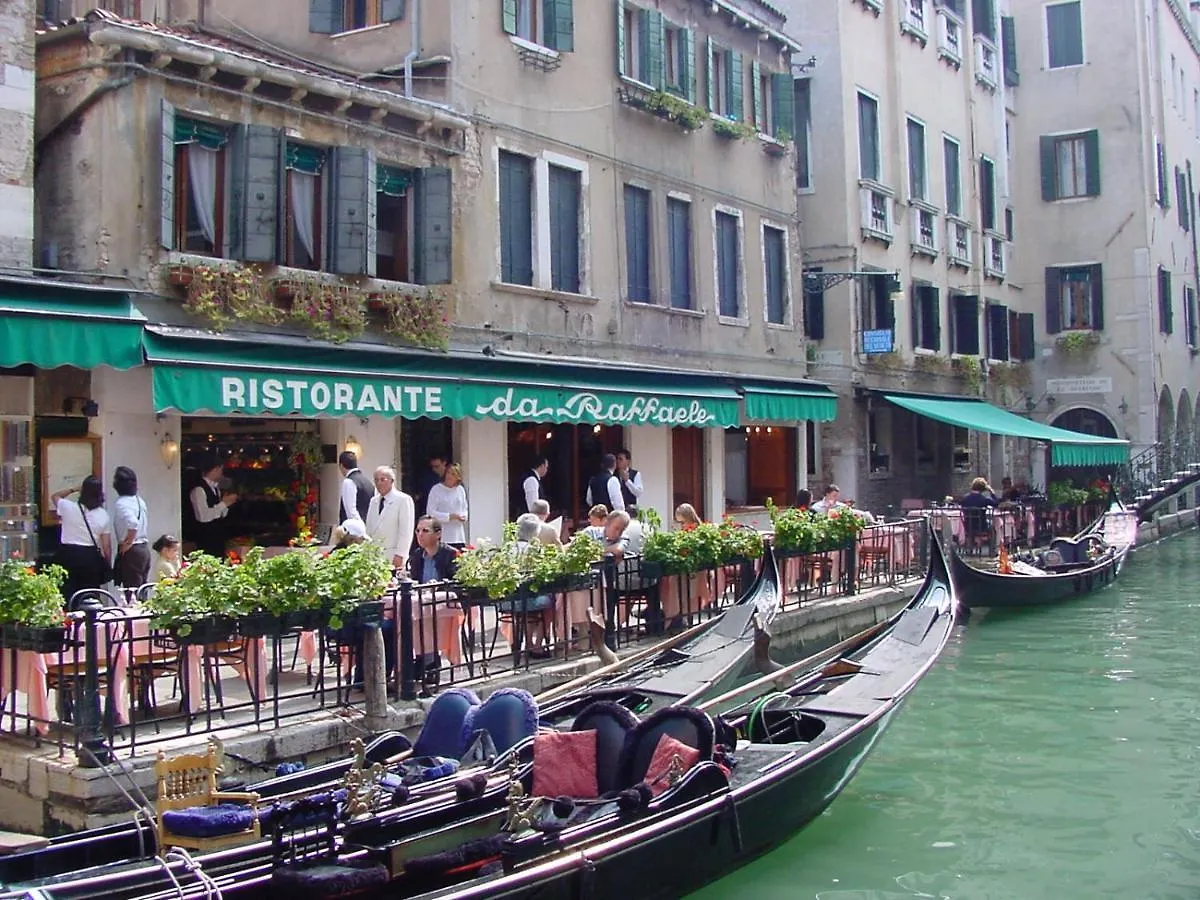Unahotels Ala Venezia-Adults 16 Hotel Venice