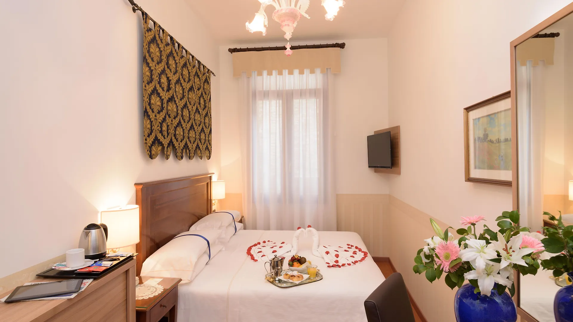 Unahotels Ala Venezia-Adults 16 3*, Venice Italy