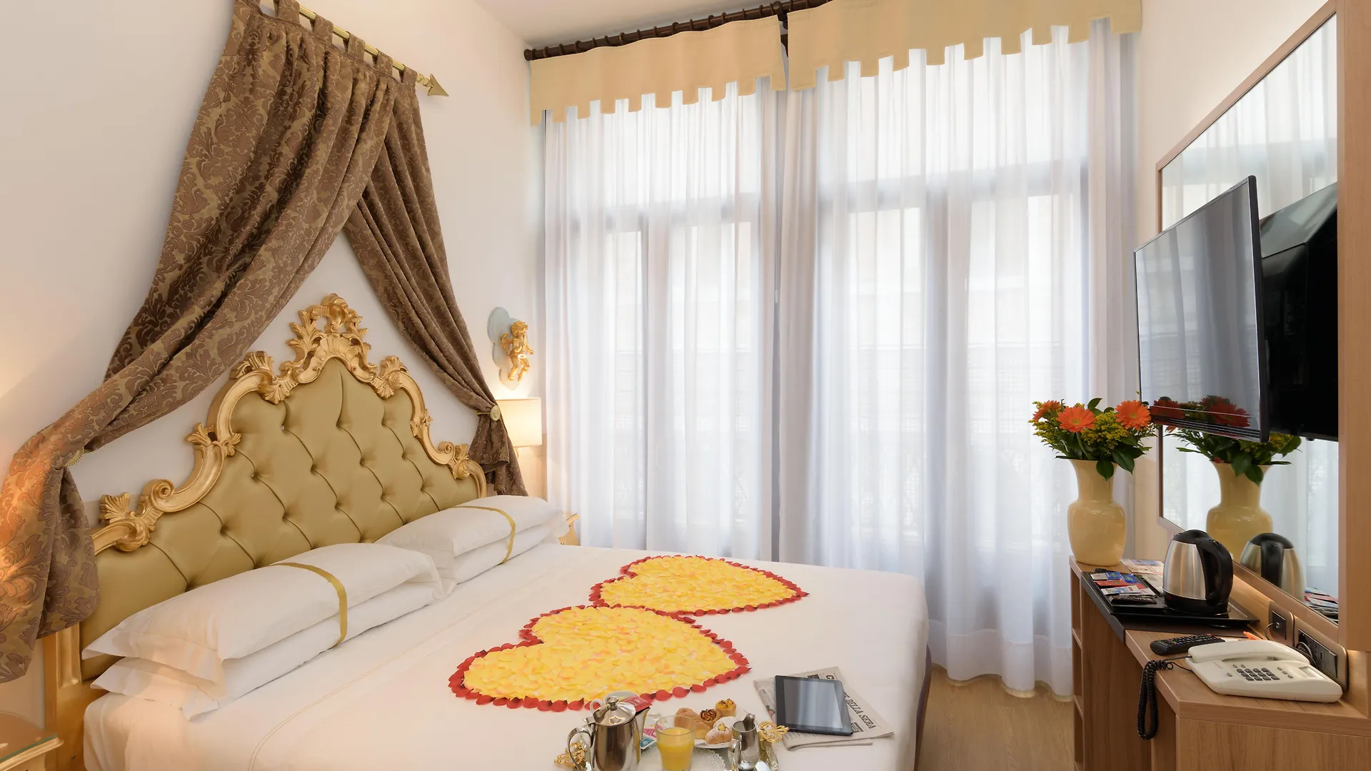 *** Hotel Unahotels Ala Venezia-Adults 16 Italy