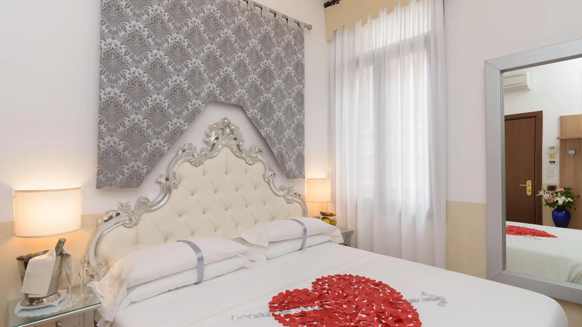 Unahotels Ala Venezia-Adults 16 Venice