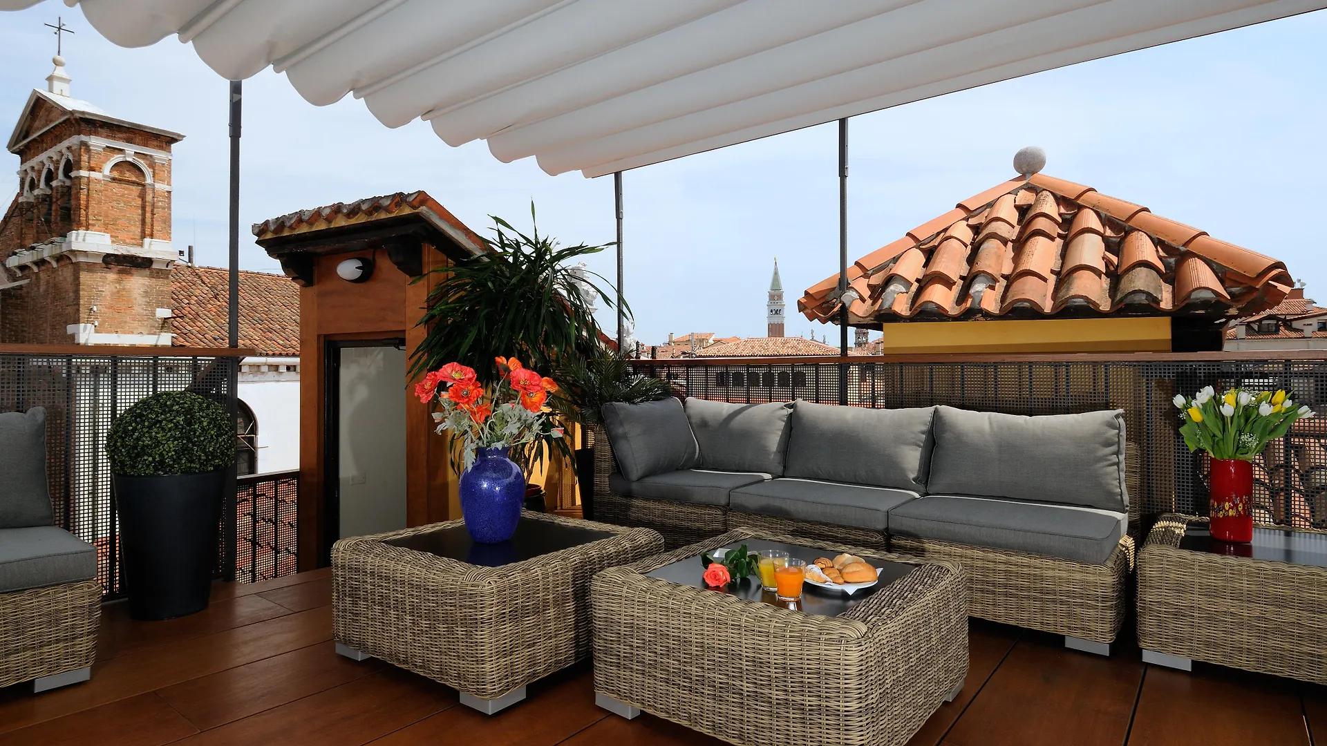 Unahotels Ala Venezia-Adults 16 3*, Venice Italy