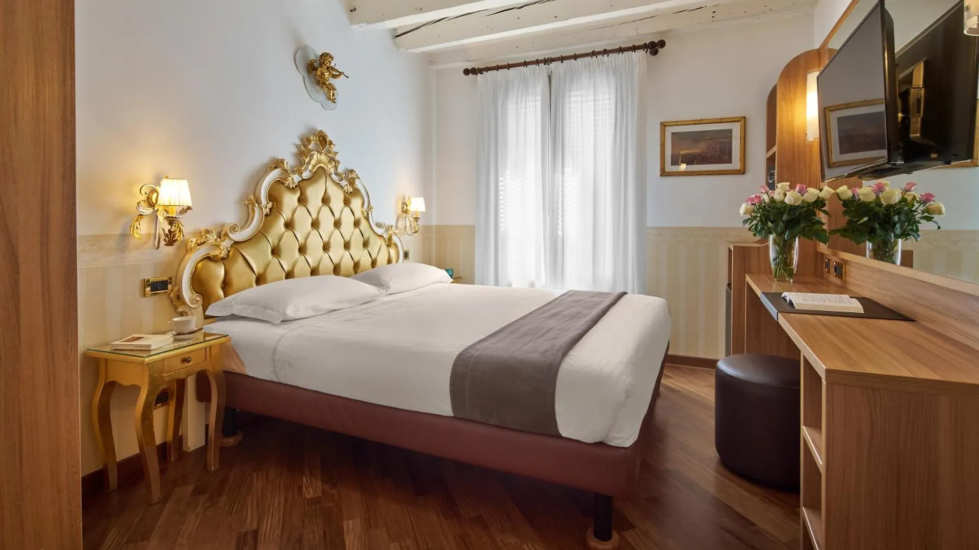 *** Hotel Unahotels Ala Venezia-Adults 16 Italy