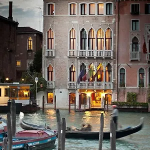Hotell Pesaro Palace