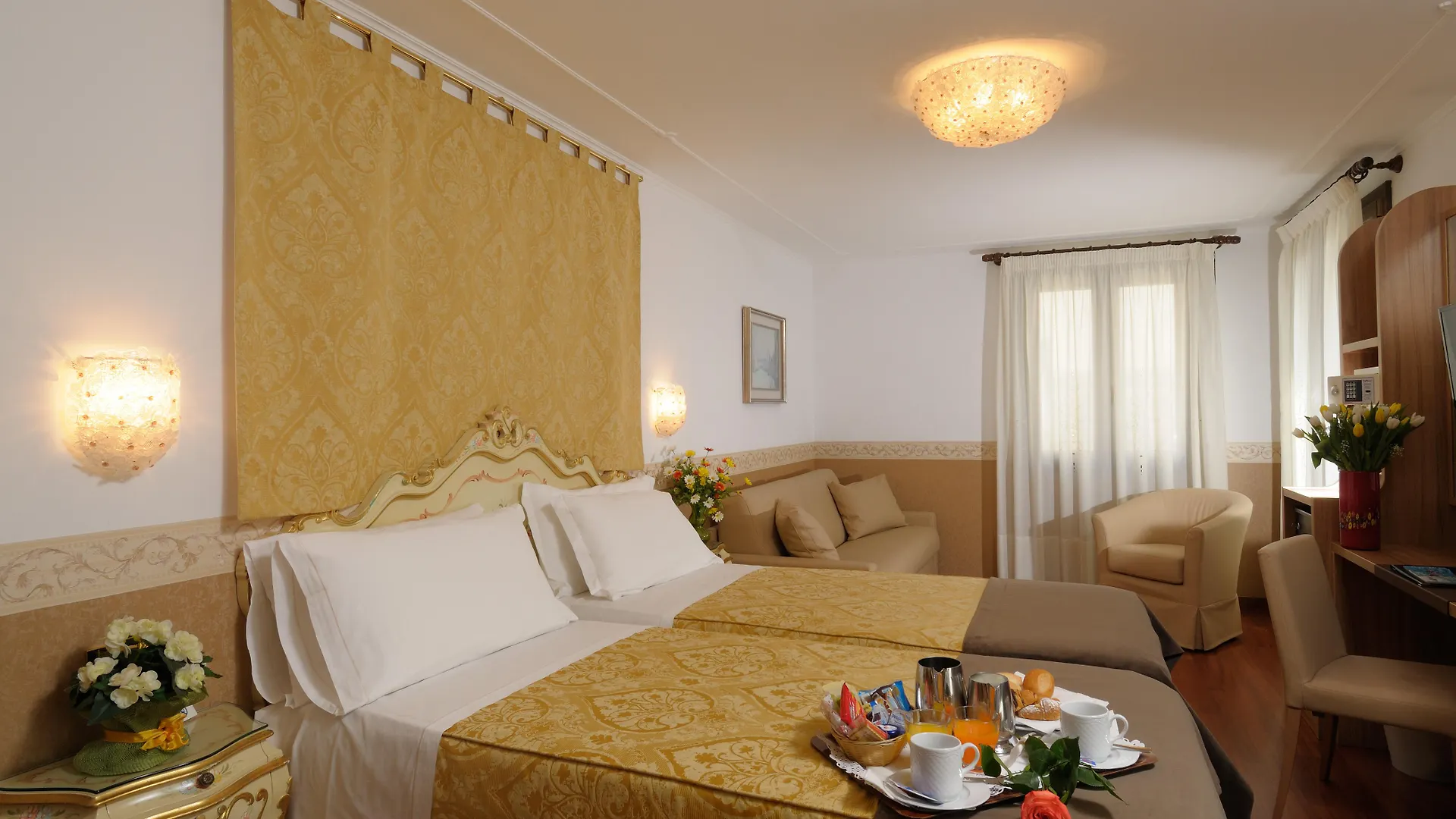 *** Hotel Unahotels Ala Venezia-Adults 16 Italia
