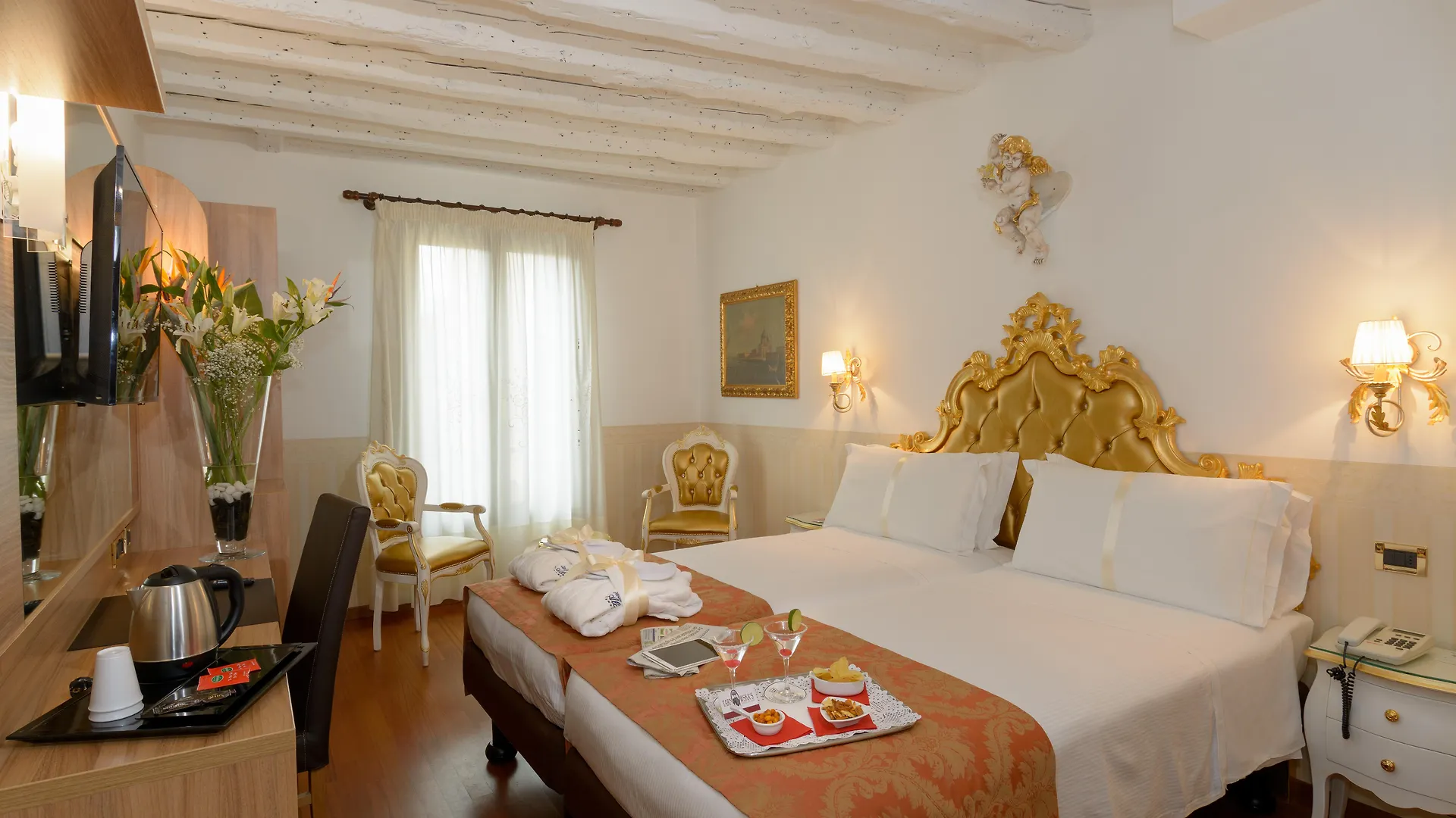 Hotel Unahotels Ala Venezia-Adults 16