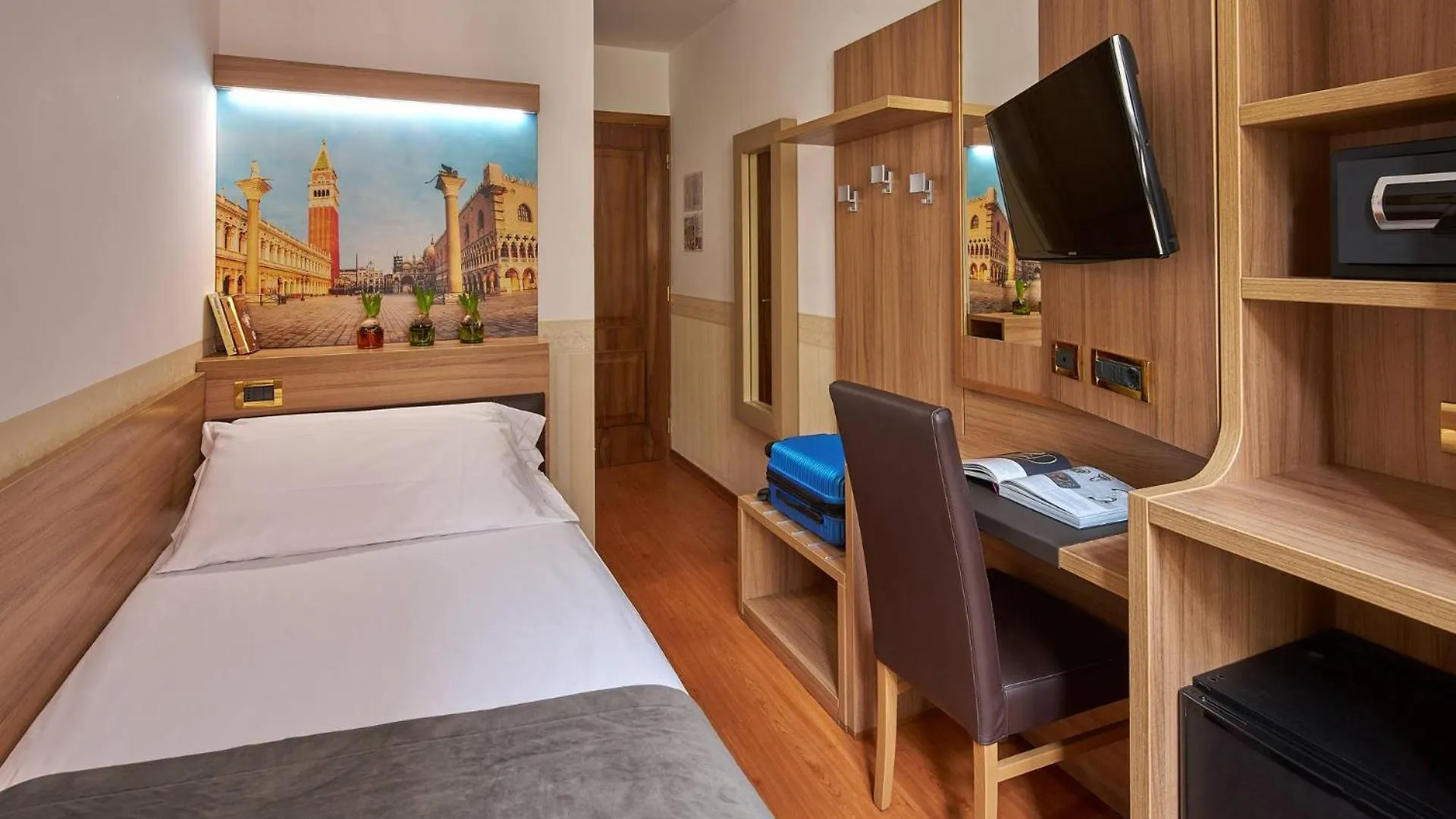 Hotell Unahotels Ala Venezia-Adults 16