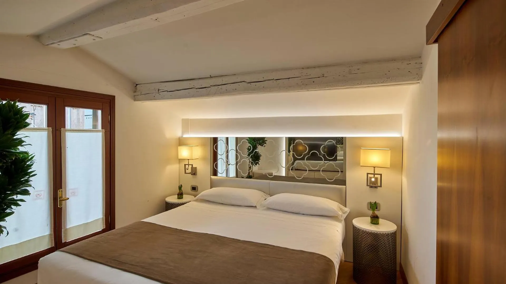 Unahotels Ala Venezia-Adults 16 3*, Venedig Italien