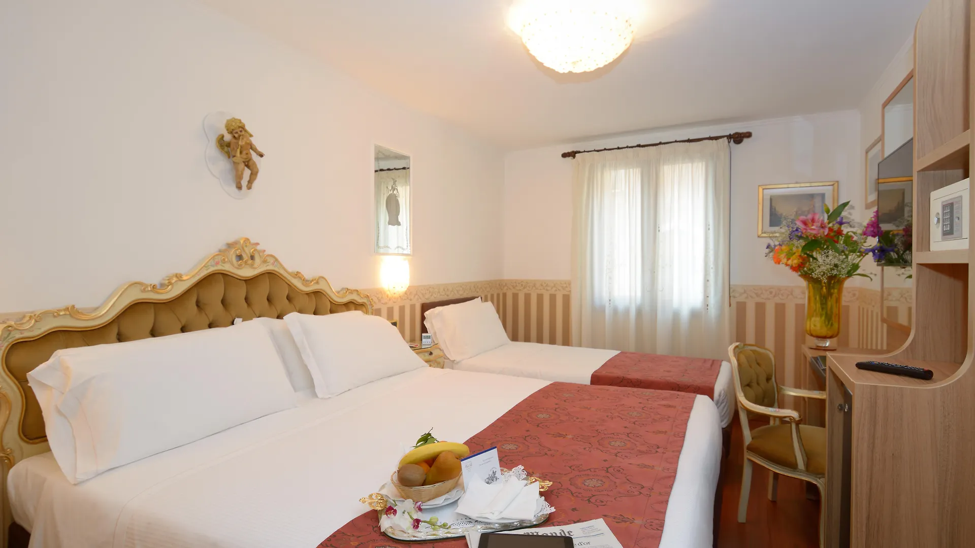 Hotel Unahotels Ala Venezia-Adults 16