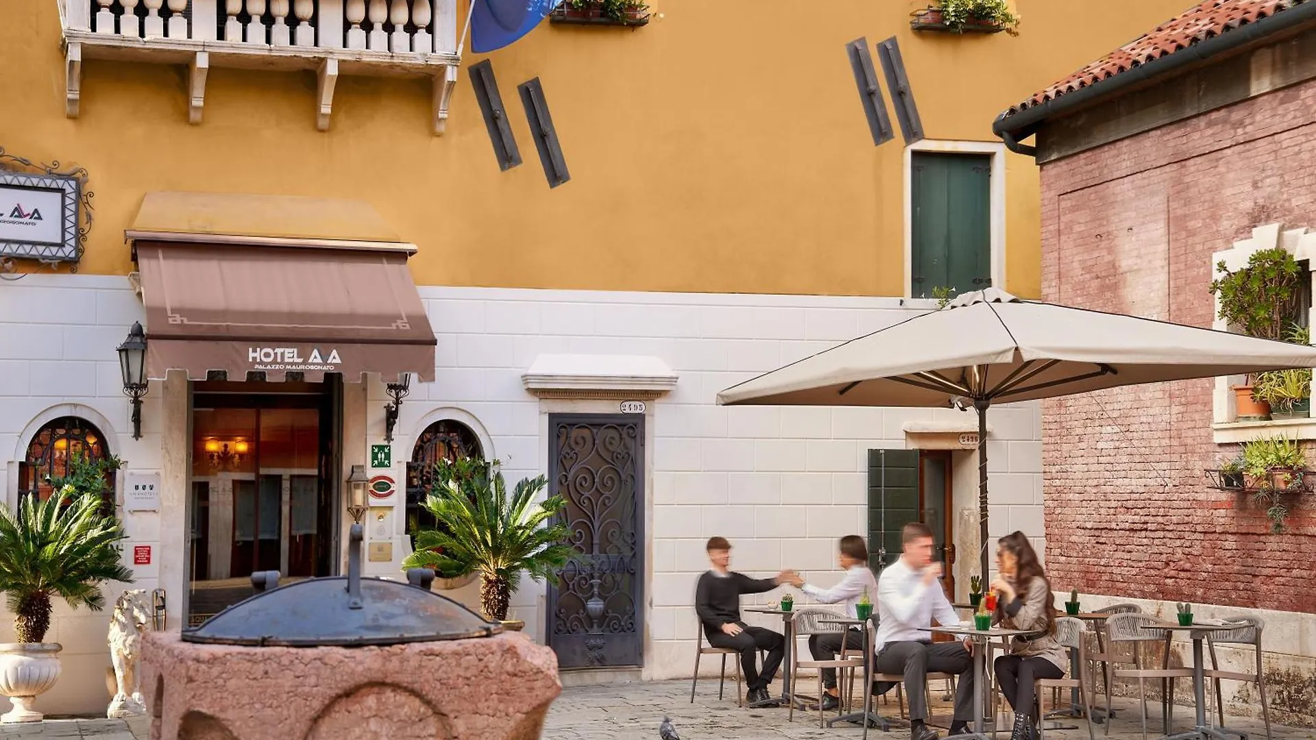 Unahotels Ala Venezia-Adults 16